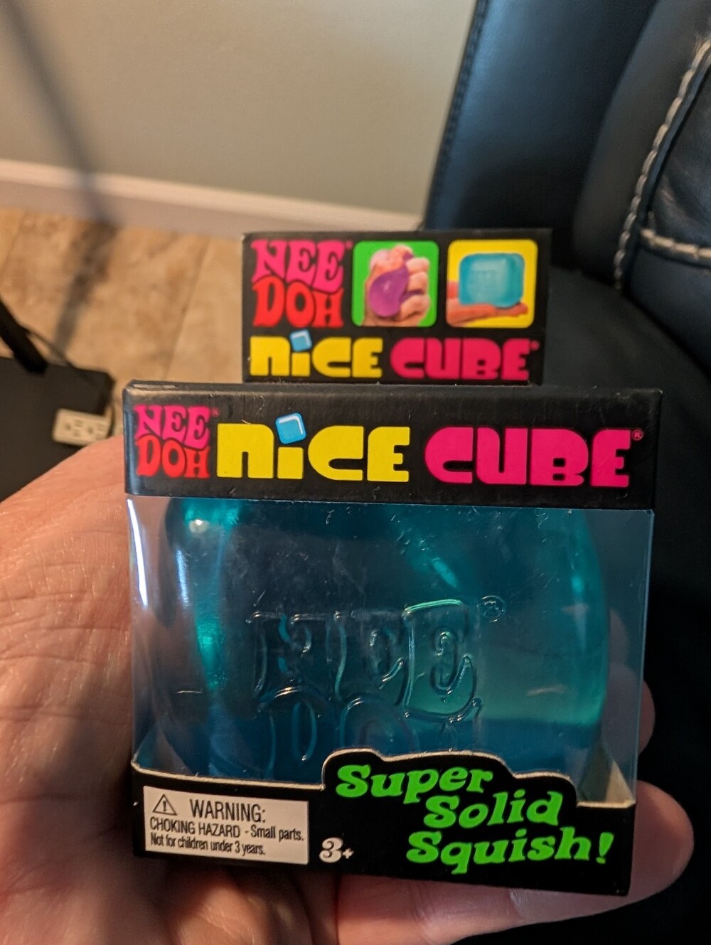 Nice Cube Super Solid Squish - Blue